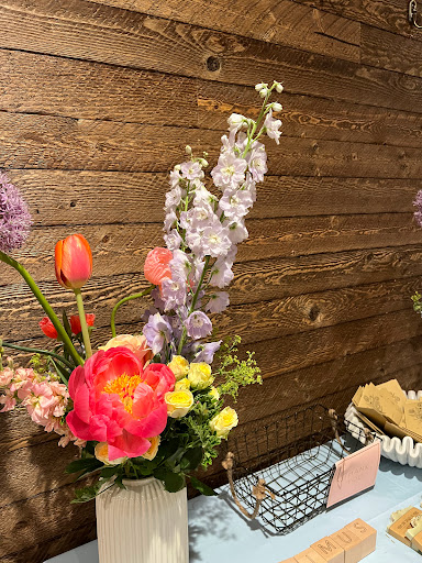 Florist «Derby Farm Flowers & Gardens», reviews and photos, 218 Massachusetts Ave, Arlington, MA 02474, USA