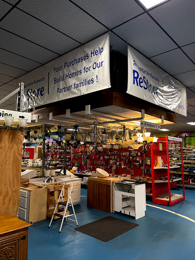 Southeast NH Habitat For Humanity ReStore, 29 Fox Run Rd, Newington, NH 03801, Social Services Organization