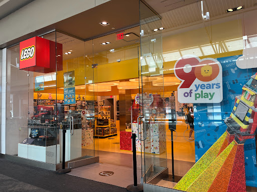 Toy Store «The LEGO Store», reviews and photos, 2500 N Mayfair Rd, Wauwatosa, WI 53226, USA