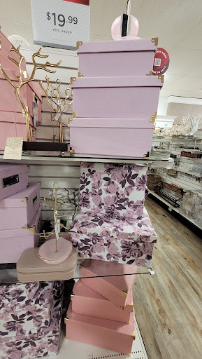 Department Store «HomeGoods», reviews and photos, 431 N Main St, East Longmeadow, MA 01028, USA