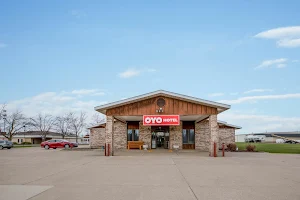 OYO Hotel Chesaning Route 52 & Hwy 57 image