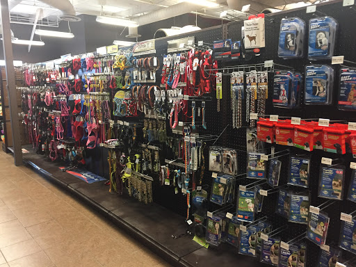 Pet Supply Store «VIP Pets», reviews and photos, 75 Lincoln Blvd, Lincoln, CA 95648, USA