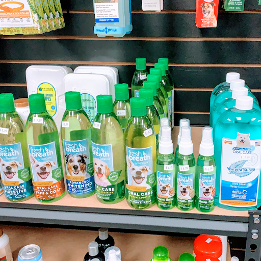 Pet Supply Store «H3 Pet Supply», reviews and photos, 475 Hawley Ln, Stratford, CT 06614, USA