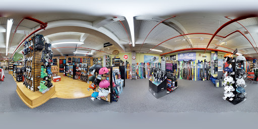 Outdoor Sports Store «U.S. Outdoor», reviews and photos, 219 SW Broadway, Portland, OR 97205, USA