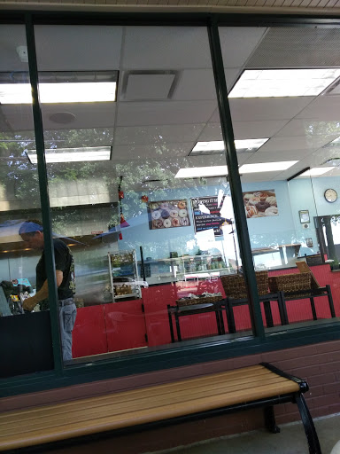 Donut Shop «Duck Donuts», reviews and photos, 2511 N Harrison St, Arlington, VA 22207, USA
