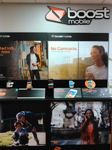 Telecommunications Service Provider «Boost Mobile Store», reviews and photos, 9655 Elk Grove Florin Rd #4, Elk Grove, CA 95624, USA