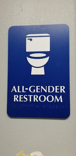 Subaru Dealer «Downtown Subaru of Oakland», reviews and photos, 4133 Broadway, Oakland, CA 94611, USA