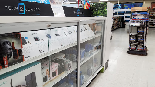 Pet Supply Store «Petco Animal Supplies», reviews and photos, 597 Hebron Rd #2, Heath, OH 43056, USA