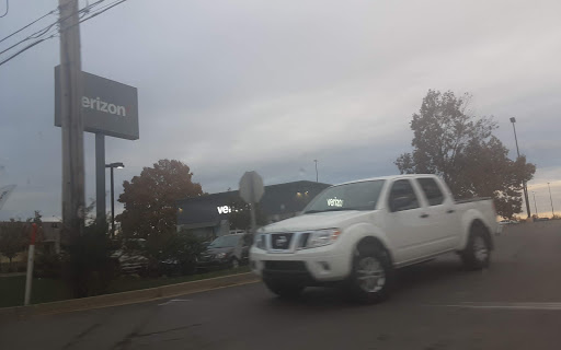 Cell Phone Store «Verizon Authorized Retailer, TCC», reviews and photos, 430 E Freeland Rd, Greensburg, IN 47240, USA