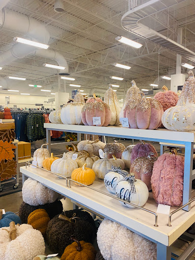 Department Store «Nordstrom Rack Lake Brandon Plaza», reviews and photos, 11201 Causeway Blvd, Brandon, FL 33511, USA