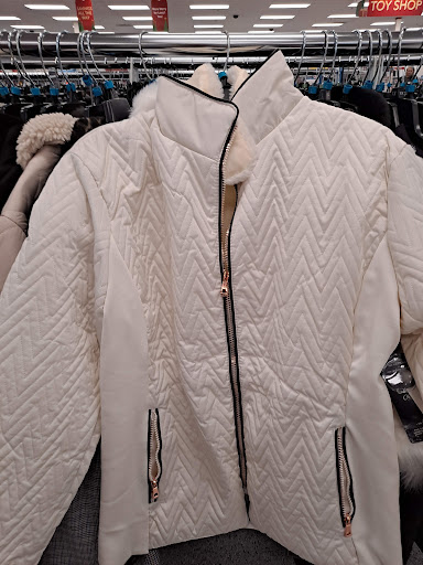 Clothing Store «Ross Dress for Less», reviews and photos, 2003 N Eastman Rd, Kingsport, TN 37660, USA