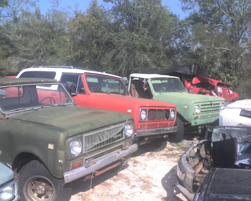 Truck Dealer «Bronco Dales Auto & Truck Salvage», reviews and photos, 19646 Saltsdale Rd, Umatilla, FL 32784, USA