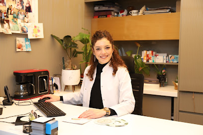 Op. Dr. Nagihan Saz | Kadın Hastalıkları ve Doğum Uzmanı İzmir, Gebelik Takibi, Vajinismus Tedavisi, Jinekolog İzmir