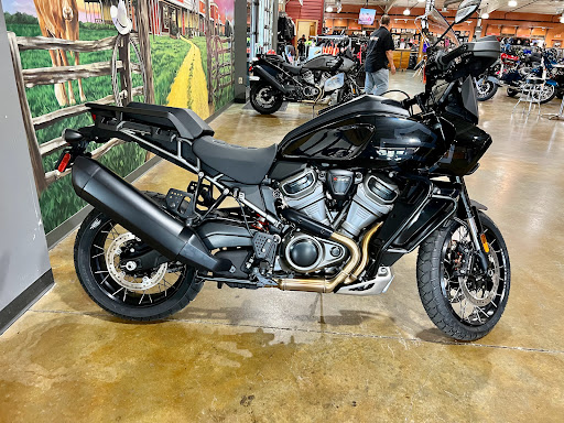 Harley-Davidson Dealer «Harley-Davidson of Brandon», reviews and photos, 9841 E Adamo Dr, Tampa, FL 33619, USA