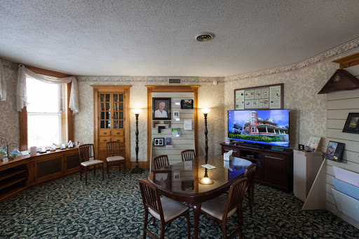 Funeral Home «Webb Noonan Kidd Funeral Home», reviews and photos, 240 Ross Ave, Hamilton, OH 45013, USA