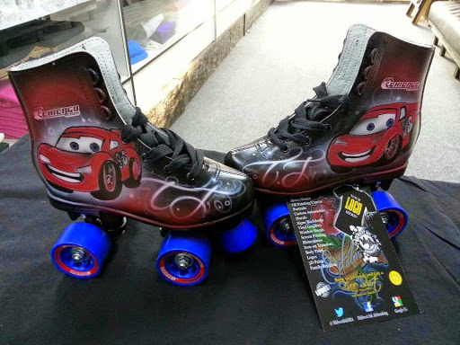 Airbrushing Service «Midwest Ink Airbrushing & Custom T-shirt Screen Print Shop», reviews and photos, 4733 S Ashland Ave, Chicago, IL 60609, USA