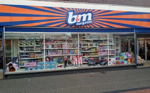 B&M Store image