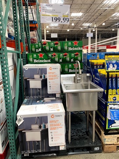 Warehouse store «Costco Wholesale», reviews and photos, 28505 Hesperian Blvd, Hayward, CA 94545, USA