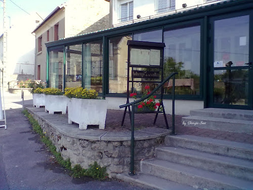 hôtels Auberge de la Vallée Bourg-et-Comin