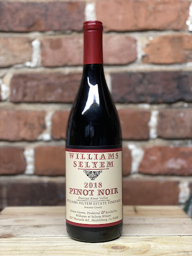 Liquor Store «Holiday Wine & Spirits», reviews and photos, 5039 Buford Hwy NE, Chamblee, GA 30341, USA