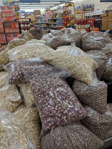 Supermarket «Food World», reviews and photos, 401 E Lakewood Ave, Durham, NC 27707, USA