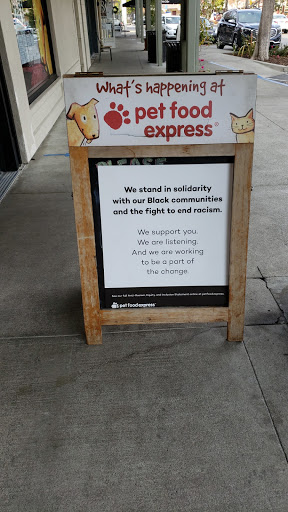 Pet Supply Store «Pet Food Express», reviews and photos, 3910 Middlefield Rd, Palo Alto, CA 94303, USA