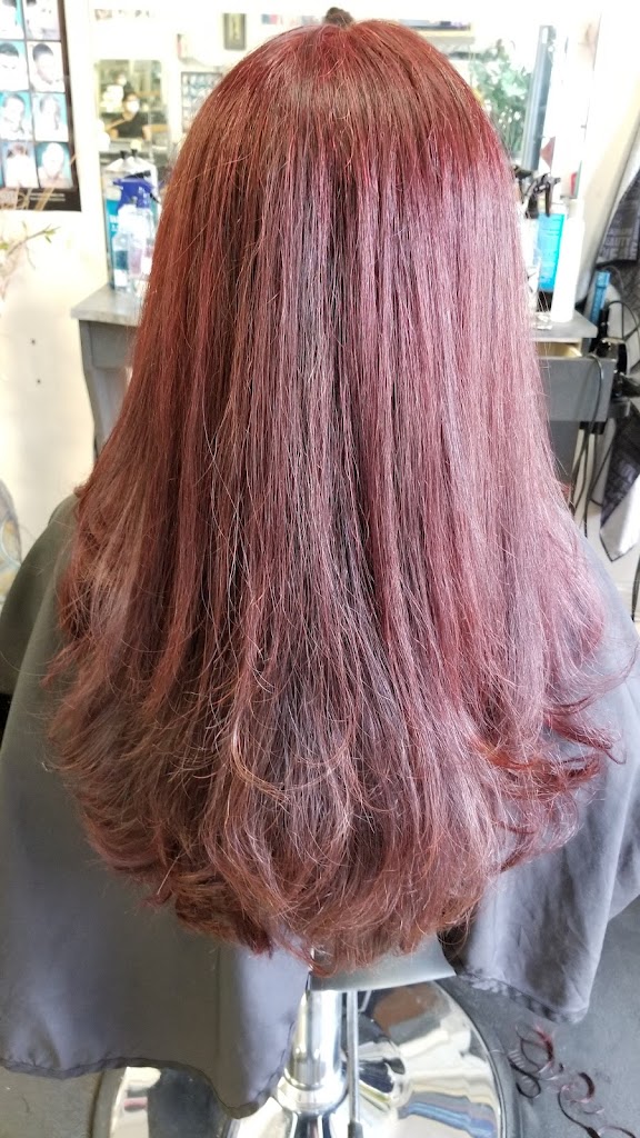 Reaksmey Salon 01851