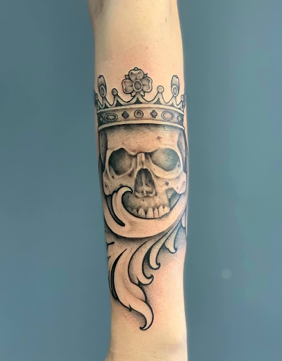 Explore cool small face tattoo ideas, creative tattoo ideas in Florissant, available at St. Louis Ink