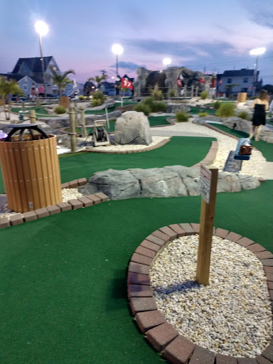 Miniature Golf Course «Lighthouse Point Miniature Golf Club», reviews and photos, 801 Boardwalk, Point Pleasant Beach, NJ 08742, USA