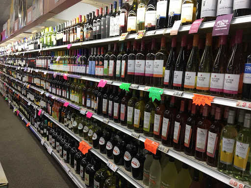 Liquor Store «Raceway Liquors», reviews and photos, 899 N Dupont Hwy, Dover, DE 19901, USA