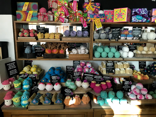 Cosmetics Store «Lush», reviews and photos, 4200 Conroy Rd, Orlando, FL 32839, USA