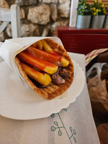 Fast Food Pitta Bomb - Εστιατόριο