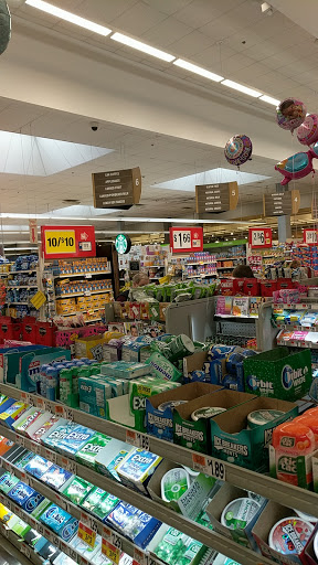 Grocery Store «Stop & Shop», reviews and photos, 760 Villa Ave, Fairfield, CT 06824, USA