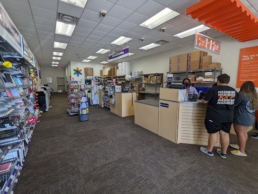 Print Shop «FedEx Office Print & Ship Center», reviews and photos, 1601 Village Pkwy #150, Highland Village, TX 75077, USA