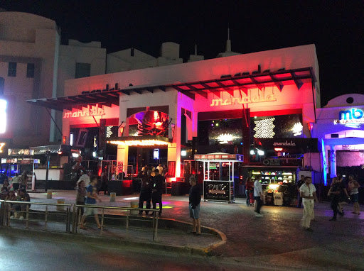 Techno clubs in Cancun
