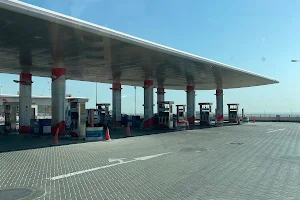 Wadi Hayan Fuel Station image