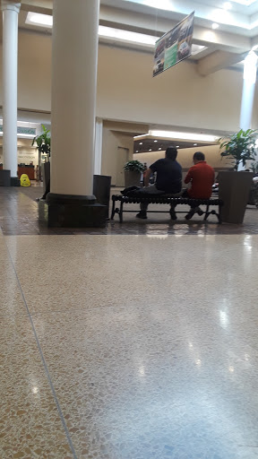 Clothing Store «Burlington Coat Factory», reviews and photos, 600 Northtown Dr, Blaine, MN 55434, USA