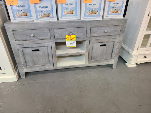 Furniture Store «Furniture Liquidators», reviews and photos, 16818 Florida Blvd, Baton Rouge, LA 70819, USA