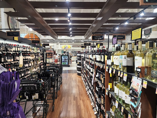 Grocery Store «Harris Teeter», reviews and photos, 33 Office Park Rd, Hilton Head Island, SC 29928, USA