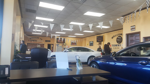 Used Car Dealer «5 Towns Drive.net», reviews and photos, 670 Burnside Ave, Inwood, NY 11096, USA