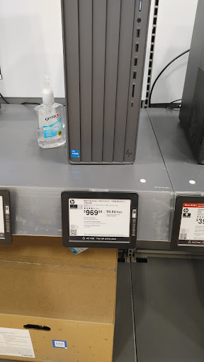 Electronics Store «Best Buy», reviews and photos, 1405 Spring Meadows Dr, Holland, OH 43528, USA