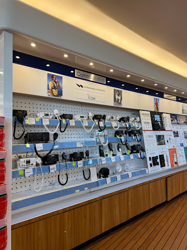 Marine Supply Store «West Marine», reviews and photos, 2401 S Andrews Ave, Fort Lauderdale, FL 33316, USA