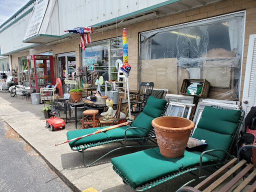 Consignment Shop «Baker Street Curiosity Shop», reviews and photos, 6780 Market St, Wilmington, NC 28405, USA