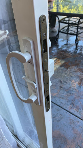 Locksmith «101 Locksmith Inc», reviews and photos, 19429 Kittridge St, Reseda, CA 91335, USA