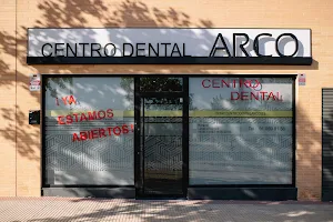 Dentista en Villanueva del Pardillo Centro Dental ARCO image