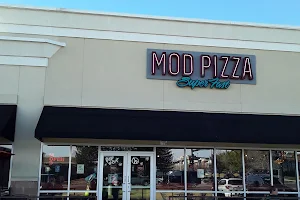 MOD Pizza image