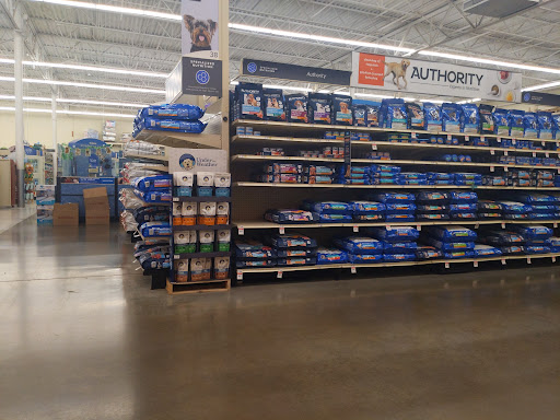Pet Supply Store «PetSmart», reviews and photos, 5336 Westpointe Plaza Drive, Columbus, OH 43228, USA