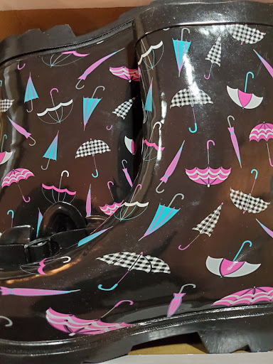 Shoe Store «Shoe Show», reviews and photos, 835 Oak St SW, Atlanta, GA 30310, USA