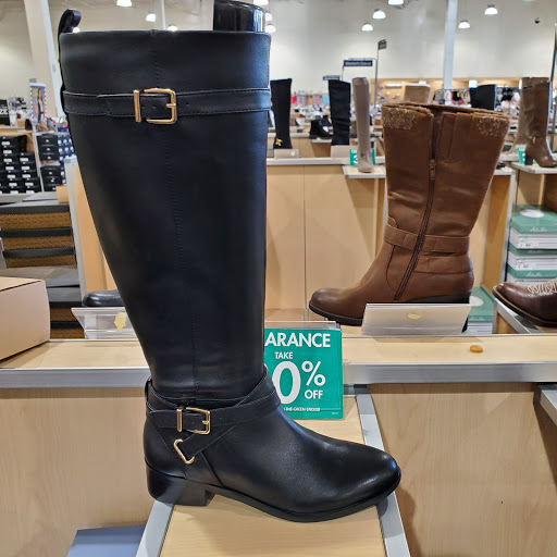Stores to buy women's flat boots Atlanta