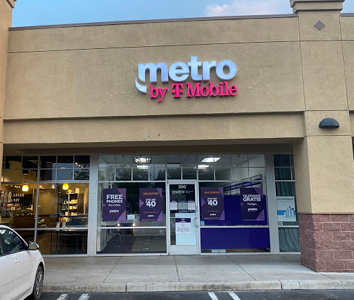 Cell Phone Store «MetroPCS Authorized Dealer», reviews and photos, 8868 Bond Rd, Elk Grove, CA 95624, USA